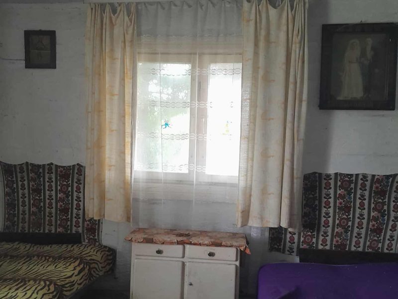 DO/419 dom drewniany do remontu - Wzdów