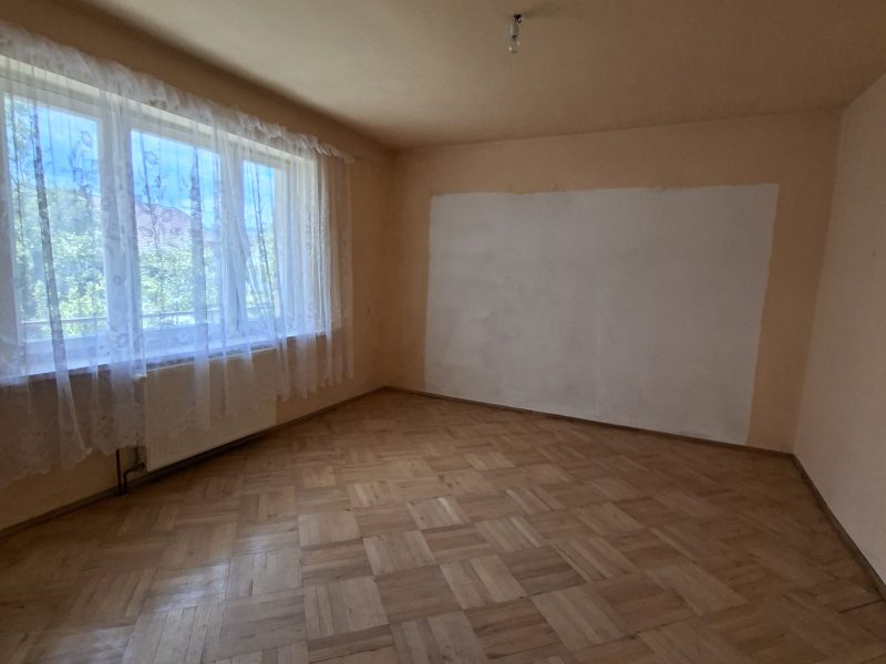 DO/423 dom murowany w Sanoku ul. Szafera os. Wójtostwo