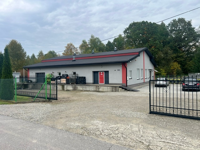 OB/136 - GŁOWIENKA - pow.Krośnieński budynek usługowo-magazynowy