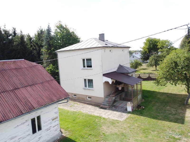 DWA DOMY NA DZIAŁCE 24,36ar / Nowosielce, gm. Zarszyn, pow. sanocki
